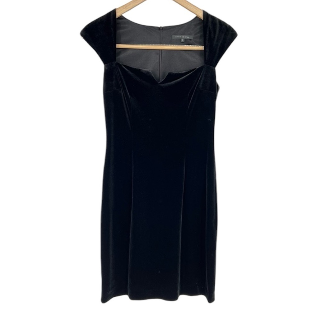 Elegant David‎ Meister Designer Black Velvet Cocktail Dress Cap Sleeves Size 2